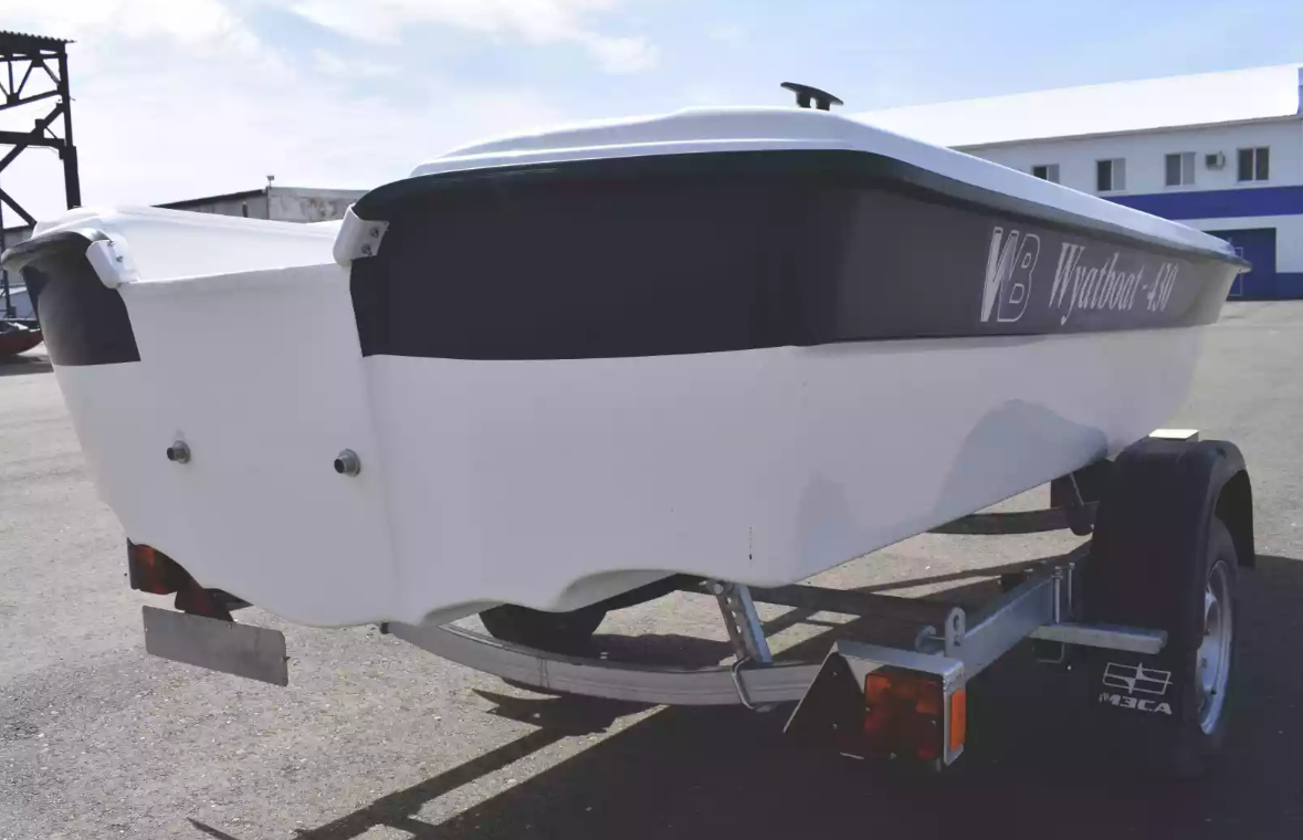 Стеклопластиковая лодка Wyatboat 430 тримаран в Салавате