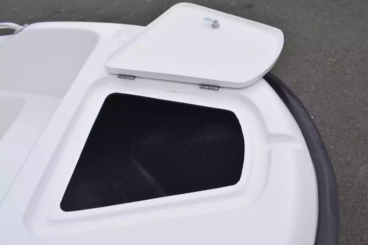 Стеклопластиковая лодка Пингвин New (тримаран) в Салавате