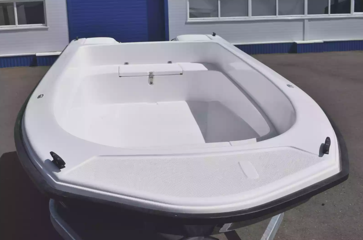 Стеклопластиковая лодка Wyatboat 430 тримаран в Салавате