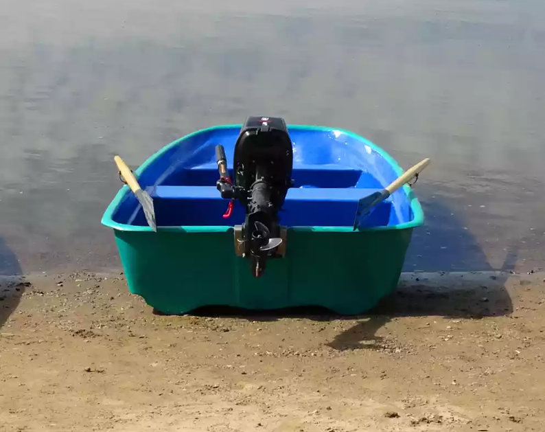 Стеклопластиковая лодка Старт (тримаран) в Салавате