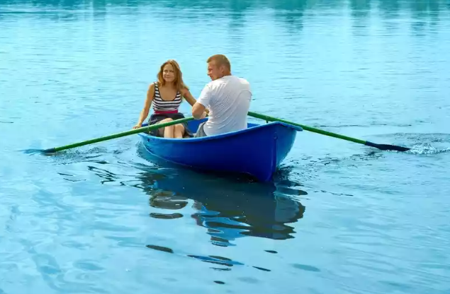 Стеклопластиковая лодка Дельфин в Салавате