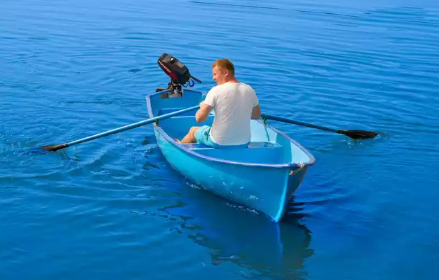 Стеклопластиковая лодка Омуль в Салавате