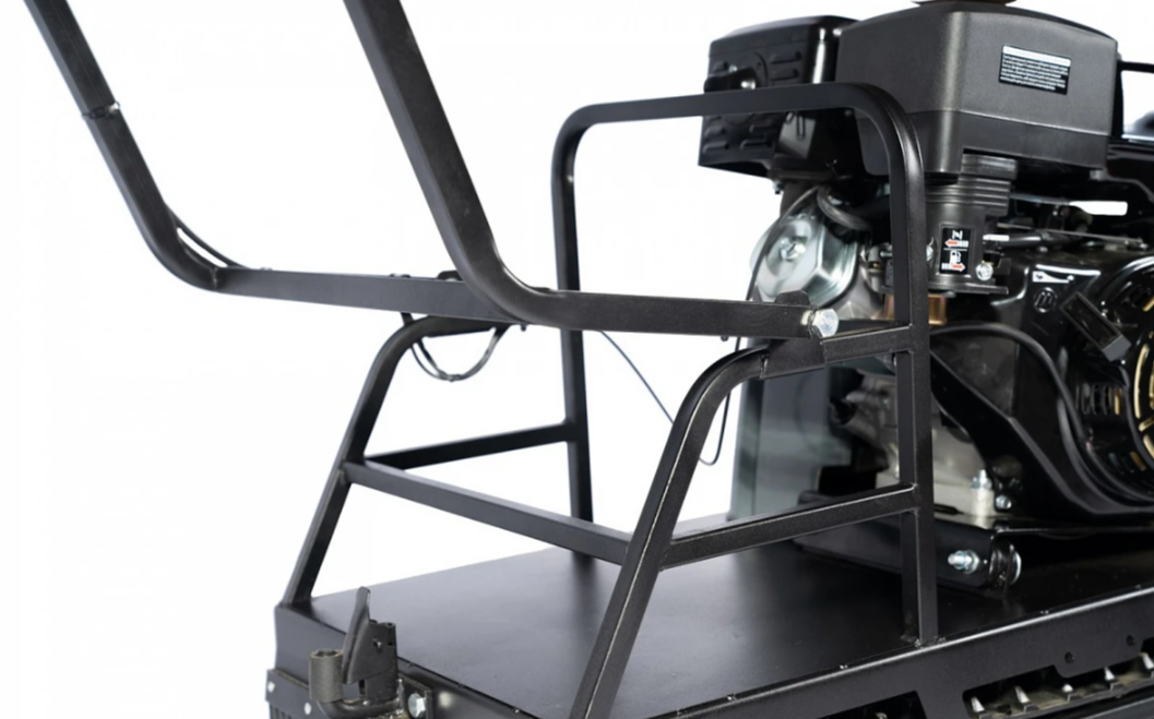 Мотобуксировщик БУРЛАК-M2 LFS 15 л.с.(передний привод, склизы) в Салавате