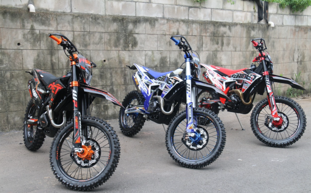 Кроссовый мотоцикл FAIDET NC300S ULTRA WP в Салавате