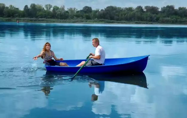 Стеклопластиковая лодка Дельфин в Салавате