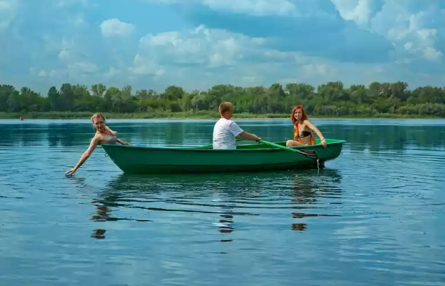 Стеклопластиковая Лодка Голавль в Салавате