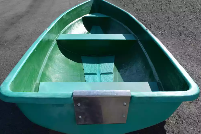 Стеклопластиковая Лодка Голавль в Салавате