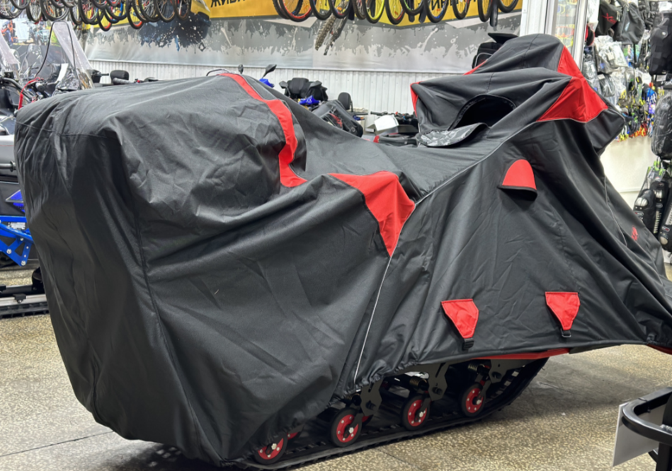 Чехол транспорт. снегохода IKUDZO HUNTER черно-красный Оксфорд ПРЕМИУМ качества с лого IKUDZO в Салавате