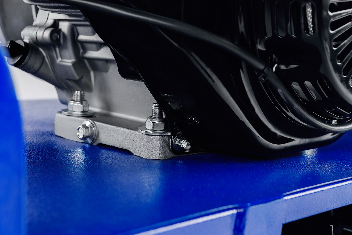 Мотобуксировщик SNOW DOG 17 с эл. запуском (DINKING) в Салавате