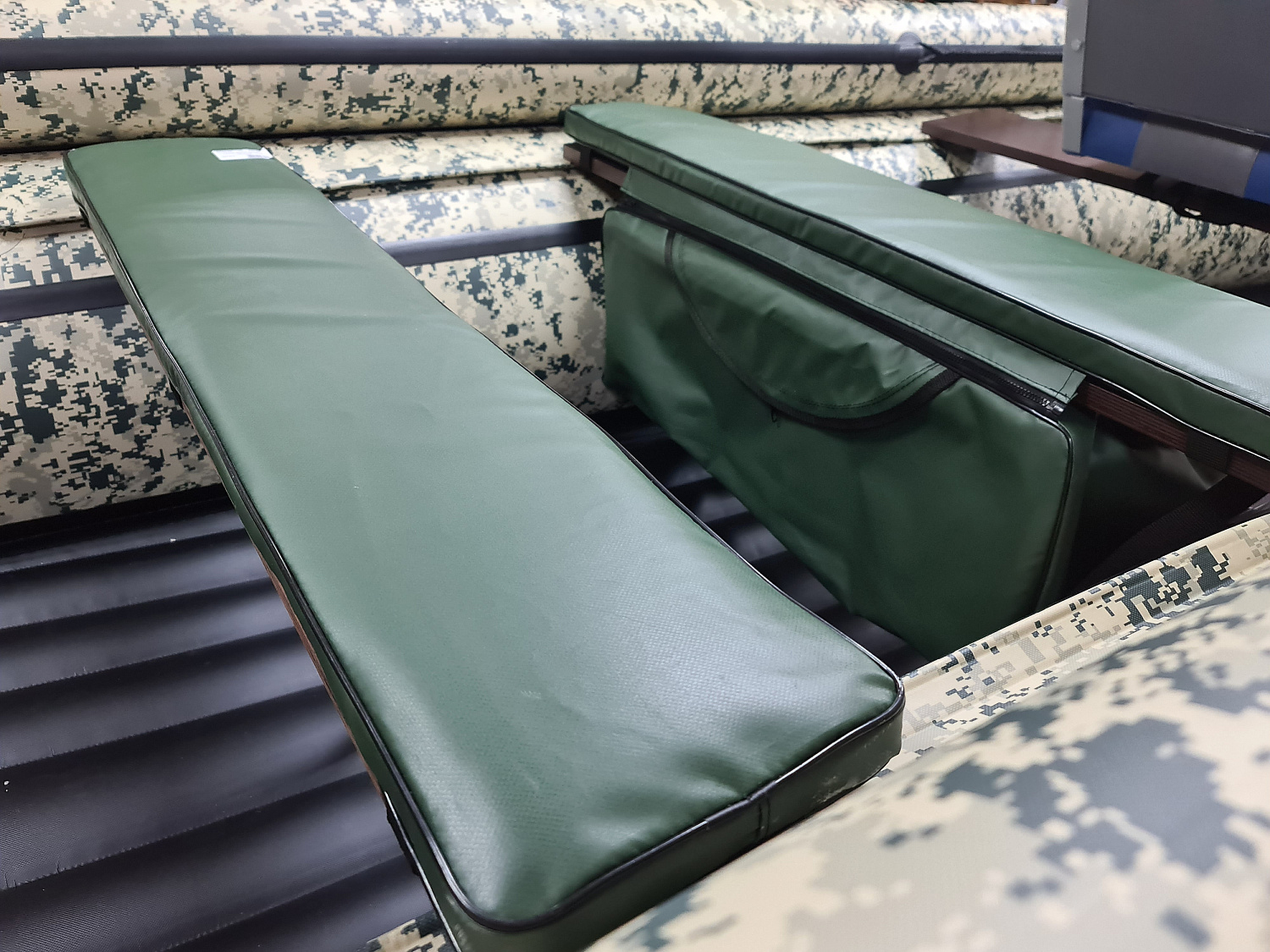 КОМПЛЕКТ МЯГКИХ НАКЛАДОК С СУМКОЙ ДЛЯ ЛОДОК 110Х20 ЗЕЛЕНЫЙ в Салавате